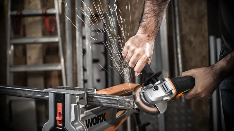 Угловая шлифмашина (болгарка) WORX WX800 20V 115мм аккумуляторная — детальное фото