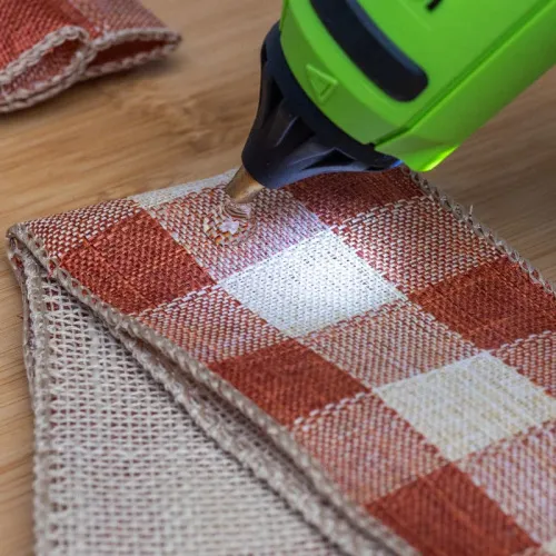 Клеевой пистолет Greenworks G24GLG 24V 3502207 аккумуляторный — детальное фото